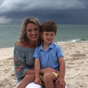 Meet your Posher, Cadie